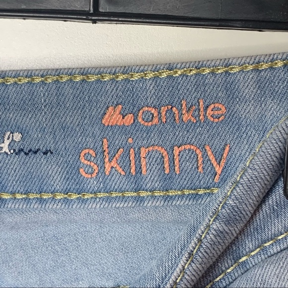 Girl’s 7 For All Mankind The Ankle Skinny Jeans - Picture 14 of 14